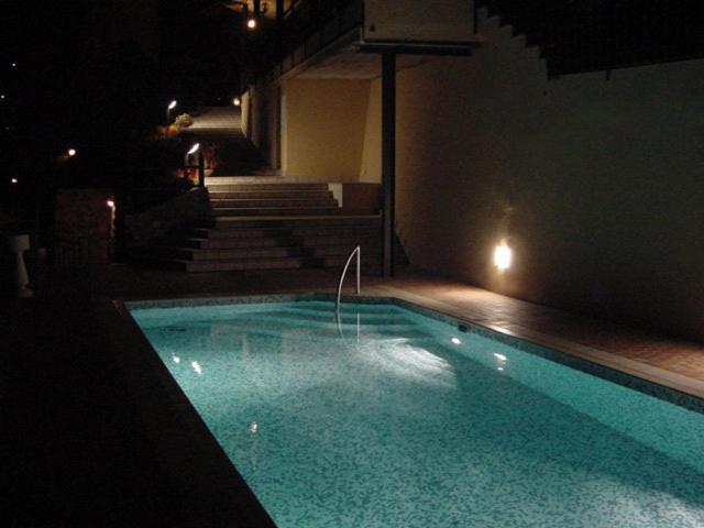 Residenza Villa Maria Roncola エクステリア 写真